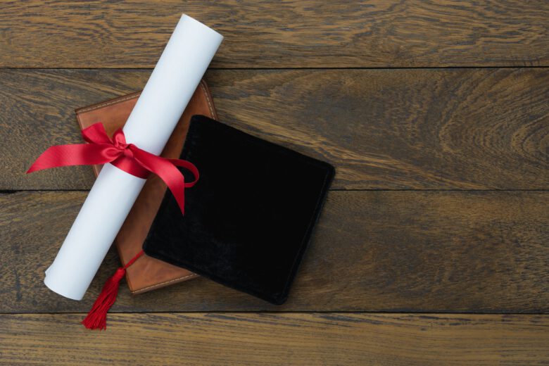 Der Papierkram zum System: Brauchst Du wirklich eine offizielle SAP-Zertifizierung für S/4HANA?